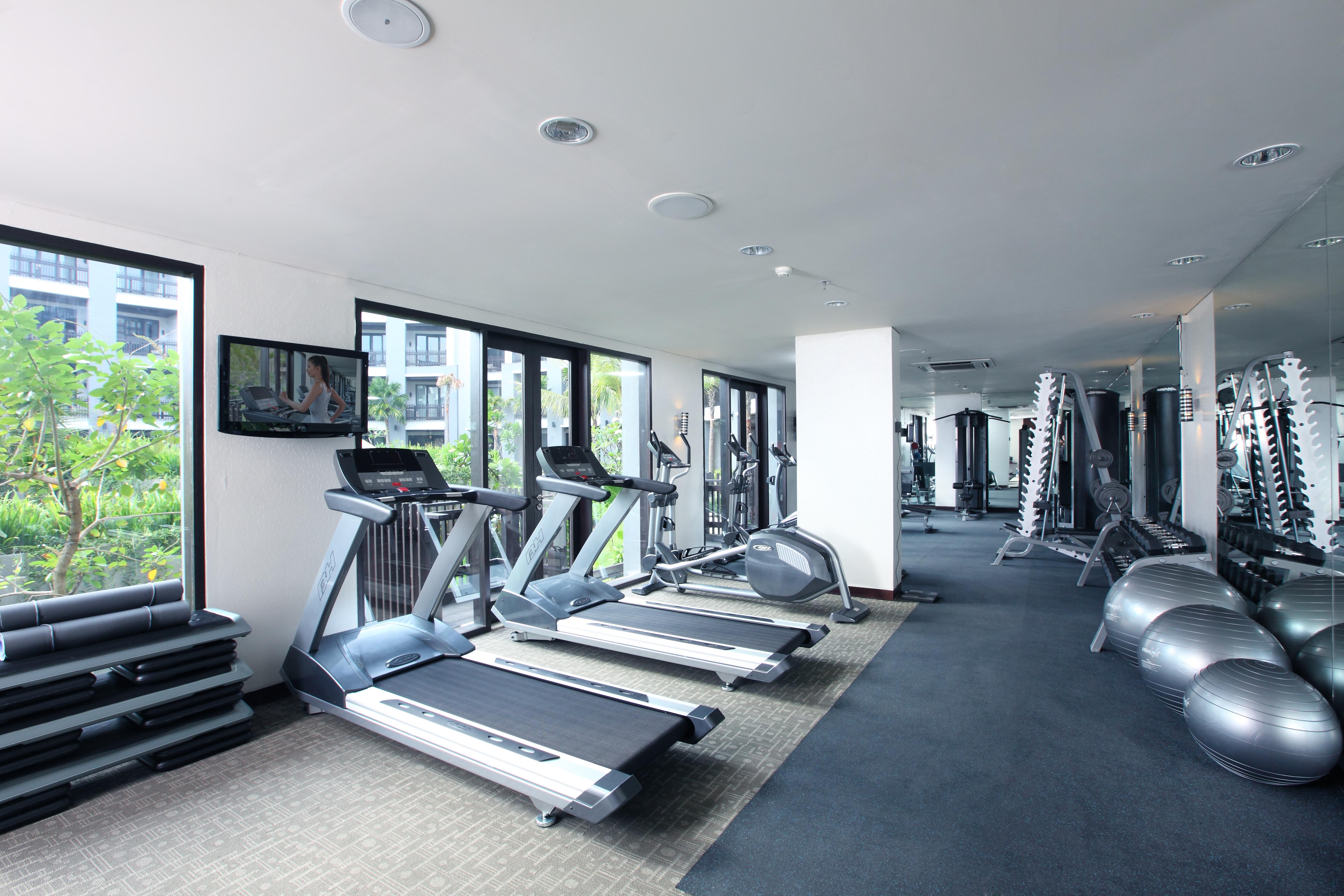 بولمان بالي ليجيان بيتش المظهر الخارجي الصورة A gym in Singapore
